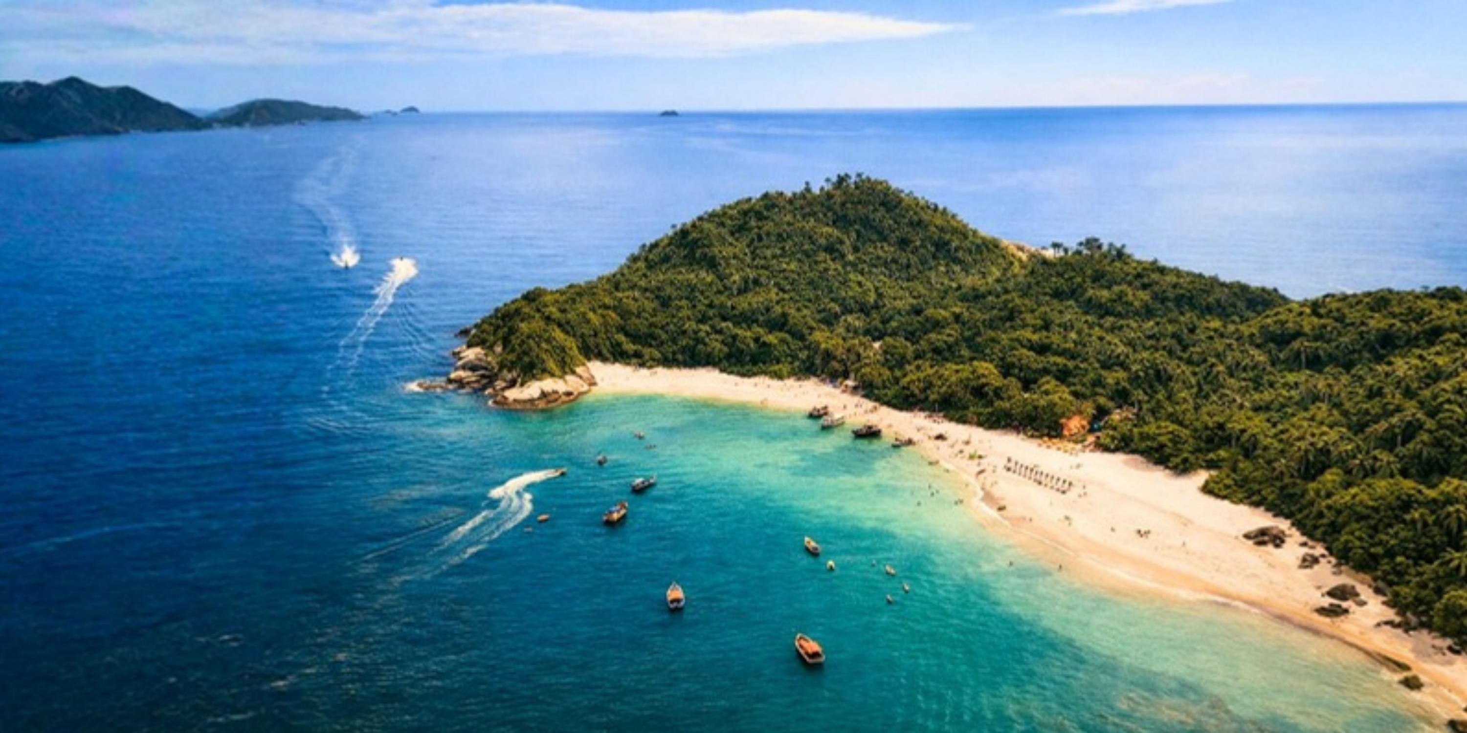 Insel vor Florianópolis, ruhige Atlantikküste